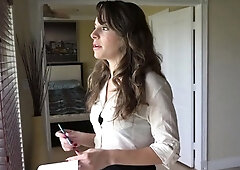 Insanely Attractive Real Estate Agent Bangs Her Client