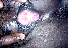 Aaj Bhabhi Na Apni Choot Dikhaya