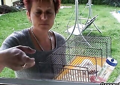 Hawt grandma pleases her neighbor