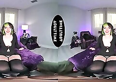 UP CLOSE VR - Gothic Seduction Turns Into Wild POV VR Hardcore Fuck Session